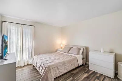 2528 White Oak Place #5, Escondido, CA 92027 - Photo 7