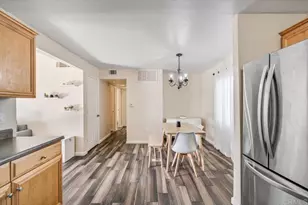 2528 White Oak Pl, Escondido, CA 92027 - Photo 5