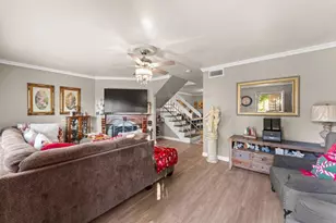 1097 Santo Antonio Dr, Colton, CA 92324 - Photo 11