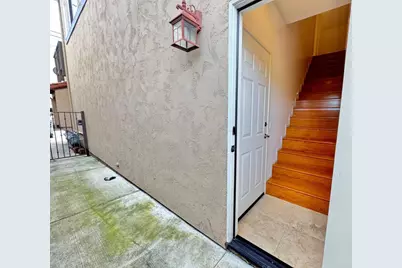 535 F Avenue #4, Coronado, CA 92118 - Photo 59