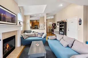 535 F Ave, Coronado, CA 92118 - Photo 11