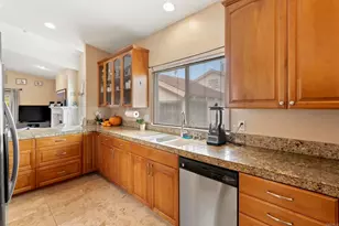 535 F Ave, Coronado, CA 92118 - Photo 19