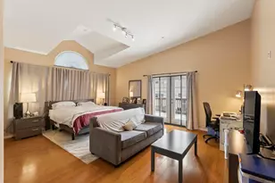 535 F Ave, Coronado, CA 92118 - Photo 31