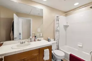 535 F Ave, Coronado, CA 92118 - Photo 45