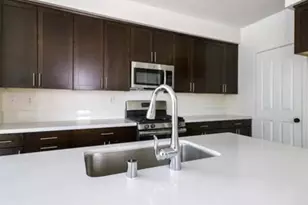 12835 W Hemingway Dr, San Fernando, CA 91340 - Photo 5