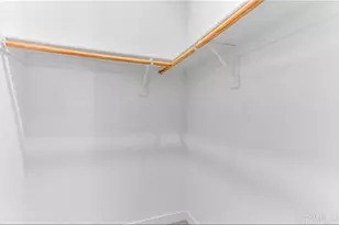 12835 W Hemingway Dr, San Fernando, CA 91340 - Photo 19