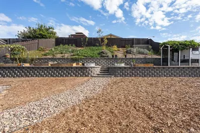 215 Henrietta Ct, San Diego, CA 92114 - Photo 3