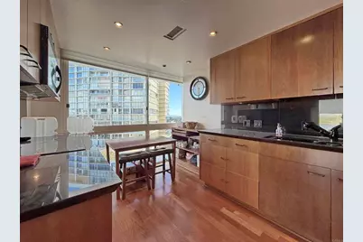 1810 Avenida Del Mundo #503, Coronado, CA 92118 - Photo 9