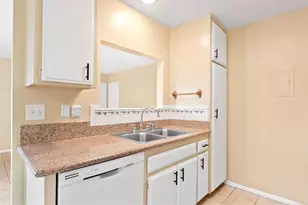 3442 Thunder Dr, Oceanside, CA 92056 - Photo 13