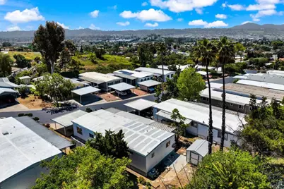 1120 Pepper Dr #17, El Cajon, CA 92021 - Photo 41