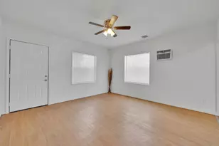 9015 9017 Campo Rd, Spring Valley, CA 91977 - Photo 31