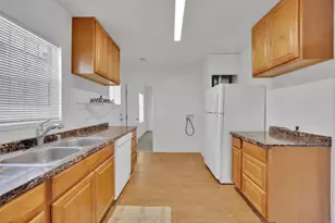 9015 9017 Campo Rd, Spring Valley, CA 91977 - Photo 35