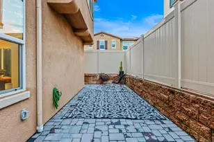 506 Willowmore St, Vista, CA 92081 - Photo 9