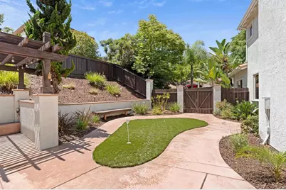 101 Lion Cir, Chula Vista, CA 91910 - Photo 17