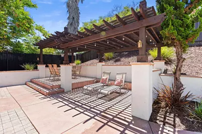 101 Lion Cir, Chula Vista, CA 91910 - Photo 39