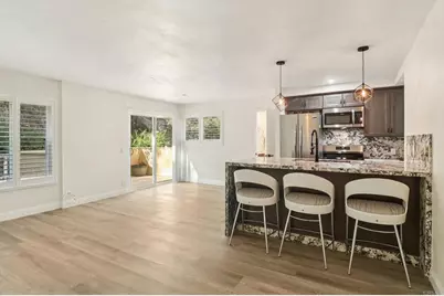 8262 Gilman Drive #1, La Jolla, CA 92037 - Photo 9