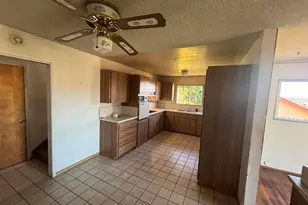 10050 Cristobal Dr, Spring Valley, CA 91977 - Photo 5