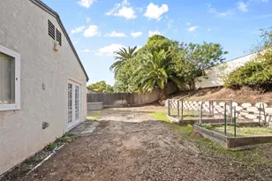 10036 Three Oaks Wy, Santee, CA 92071 - Photo 31