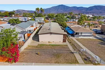 447 Grand Avenue, Spring Valley, CA 91977 - Photo 3