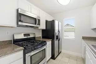 8215 Jade Coast Rd, San Diego, CA 92126 - Photo 7