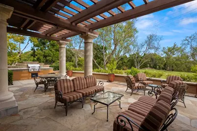 2753 Bellezza, San Diego, CA 92108 - Photo 47