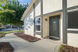 1347 Dorsey Way, Vista, CA 92083 - Photo 5