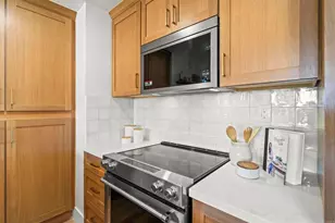 2500 Torrey Pines Rd, La Jolla, CA 92037 - Photo 9