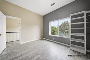 1925 Robinhood Rd, Vista, CA 92084 - Photo 21