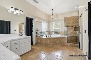 1925 Robinhood Rd, Vista, CA 92084 - Photo 13