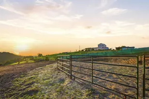 1925 Robinhood Rd, Vista, CA 92084 - Photo 51