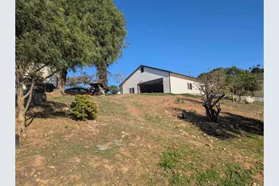 1925 Robinhood Road, Vista, CA 92084 - Photo 41