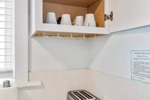 2432 3rd St, Santa Monica, CA 90405 - Photo 17