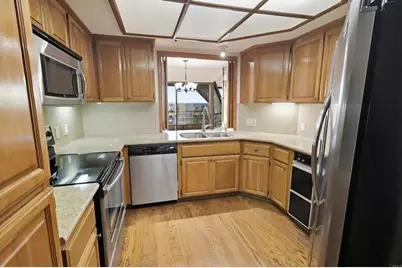 230 W Laurel Street #502, San Diego, CA 92101 - Photo 9