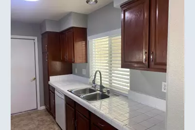 2194 Daisy Way, Hemet, CA 92545 - Photo 9