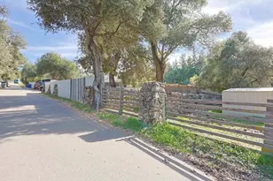 25077 Manzanita Ln, Descanso, CA 91916 - Photo 9