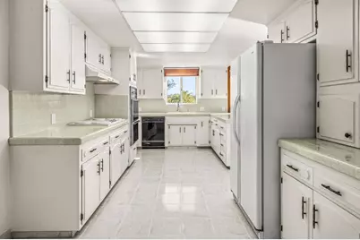 3925 Rogers Rd, Spring Valley, CA 91977 - Photo 11