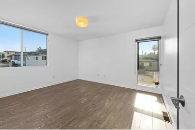 2187 Catalina Boulevard, San Diego, CA 92107 - Photo 13