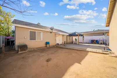 154 E 11th Street, Perris, CA 92570 - Photo 23