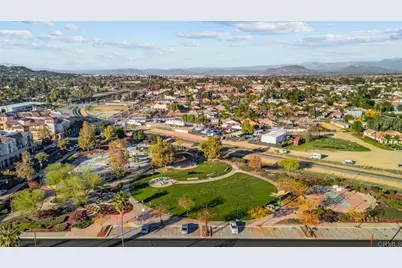 154 E 11th Street, Perris, CA 92570 - Photo 33