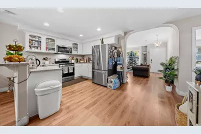 154 E 11th Street, Perris, CA 92570 - Photo 9