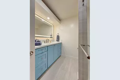 1820 Avenida Del Mundo #208, Coronado, CA 92118 - Photo 19