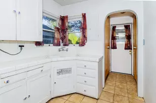 3885 King St, La Mesa, CA 91941 - Photo 9