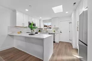 1014 Plover Way, Oceanside, CA 92057 - Photo 3