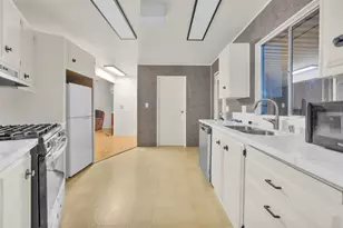 243 Havenview Ln, Oceanside, CA 92056 - Photo 5