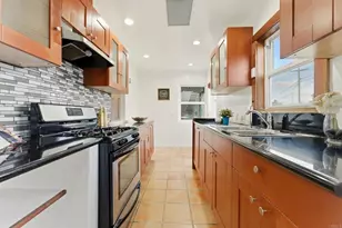 962 Hanover St, San Diego, CA 92114 - Photo 5