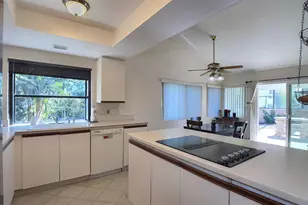 11525 Eaglesview Ct, San Diego, CA 92127 - Photo 5