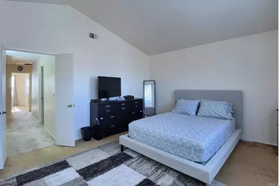 11525 Eaglesview Court, San Diego, CA 92127 - Photo 13