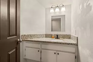 29922 Avenida Cima del Sol, Temecula, CA 92591 - Photo 9