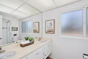 3542 Governor Dr, San Diego, CA 92122 - Photo 25