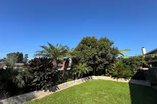 3542 Governor Dr, San Diego, CA 92122 - Photo 39